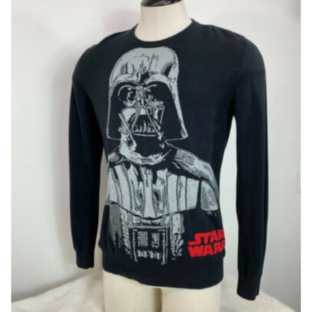 ⚡️Sold⚡️H&M Star Wars Darth Vador Sweater Men - Picture 7 of 7